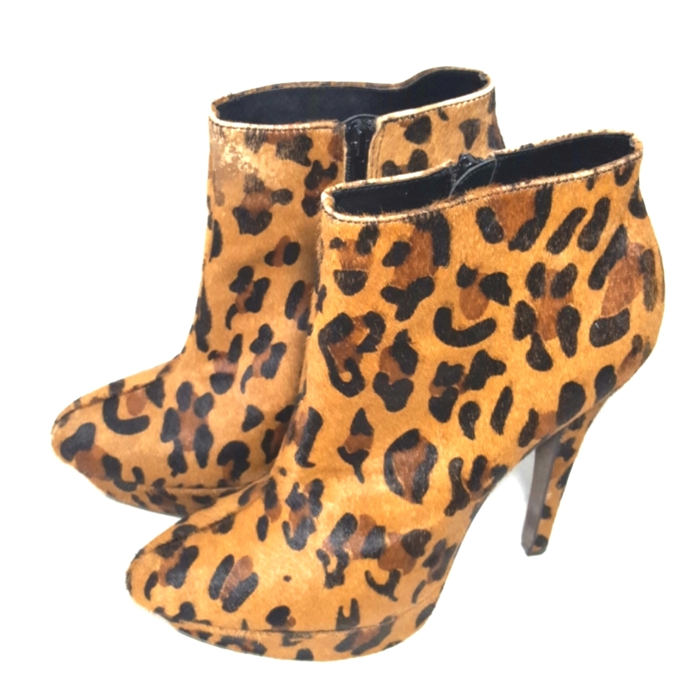 Steve Madden Sharryy Platform Leopard Bootie